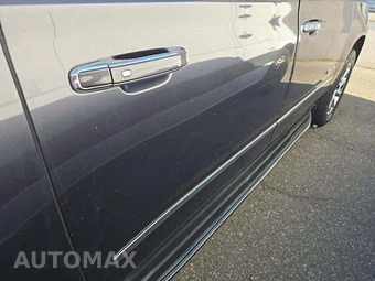 2017 GMC Yukon Denali XL 5SA - miniatura 27