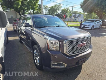 2017 GMC Yukon Denali XL 5SA - miniatura 4