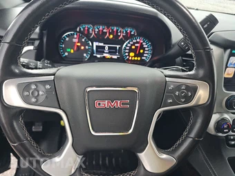2017 GMC Yukon SLE 3SA - miniatura 10