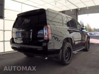 2017 GMC Yukon SLT - miniatura 4