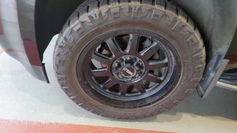 2017 GMC Yukon SLT - miniatura 42