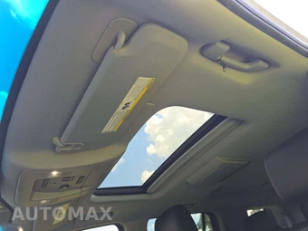 2017 GMC Yukon SLT 4SA - miniatura 8