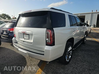 2017 GMC Yukon SLT 4SA – miniatura 4