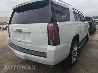 2017 GMC Yukon SLT 4SA – miniatura 4