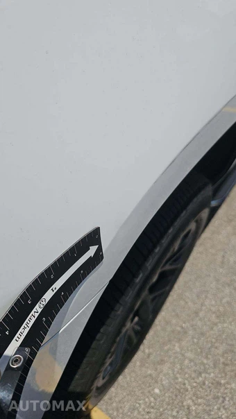 2017 GMC Yukon SLT 4SA – miniatura 21