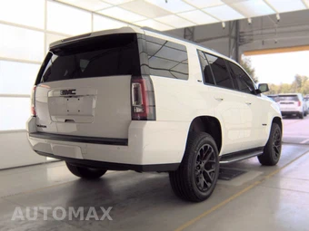 2017 GMC Yukon SLT 4SA – miniatura 4