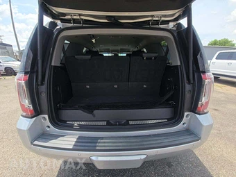 2017 GMC Yukon SLT 4SA – miniatura 12
