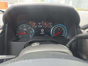 2017 GMC Yukon SLT 4SA – miniatura 6