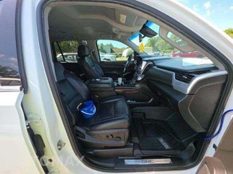 2017 GMC Yukon SLT 4SA - miniatura 19