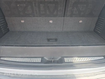 2017 GMC Yukon SLT 4SA - miniatura 17