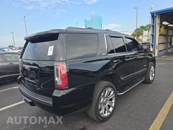 2017 GMC Yukon SLT 4SA – miniatura 4