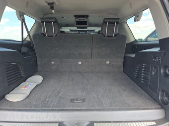 2017 GMC Yukon XL SLT 4SA - miniatura 16