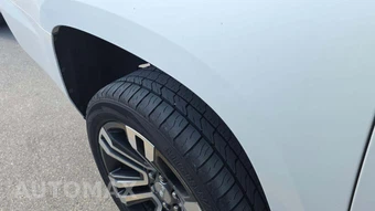 2017 GMC Yukon XL SLT 4SA - miniatura 26