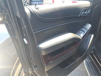 2017 GMC Yukon XL SLT 4SA - miniatura 9