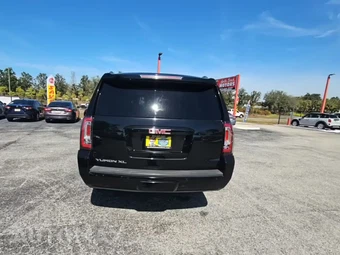 2017 GMC Yukon XL SLT 4SA - miniatura 5