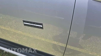 2017 GMC Yukon XL SLT 4SA – miniatura 27