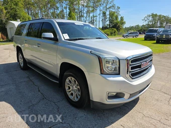 2017 GMC Yukon XL SLT 4SA – miniatura 3