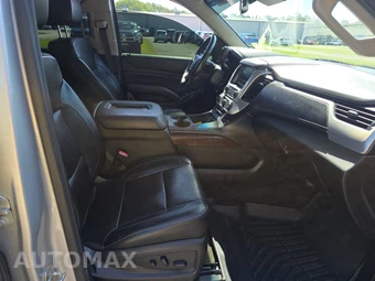2017 GMC Yukon XL SLT 4SA – miniatura 8