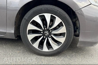 2017 Honda Accord Hybrid EX-L Sedan - miniatura 25