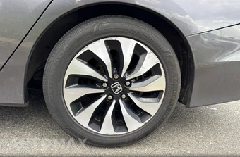 2017 Honda Accord Hybrid EX-L Sedan - miniatura 26