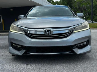 2017 Honda Accord Hybrid Touring Sedan - miniatura 2