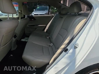 2017 Honda Accord Sedan EX-L - miniatura 16