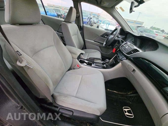 2017 Honda Accord Sedan LX - miniatura 18