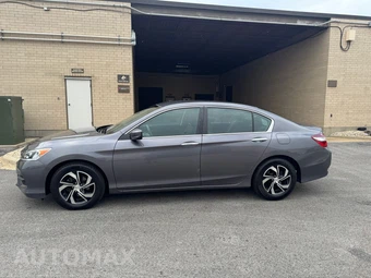 2017 Honda Accord Sedan LX - miniatura 5