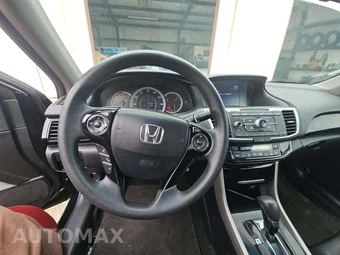 2017 Honda Accord Sedan LX - miniatura 10
