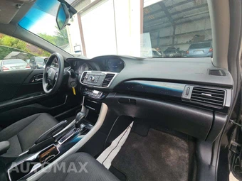 2017 Honda Accord Sedan LX - miniatura 19