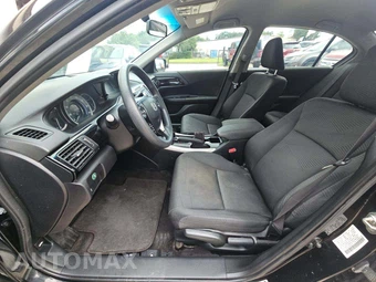 2017 Honda Accord Sedan LX - miniatura 6