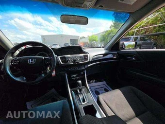 2017 Honda Accord Sedan LX - miniatura 11