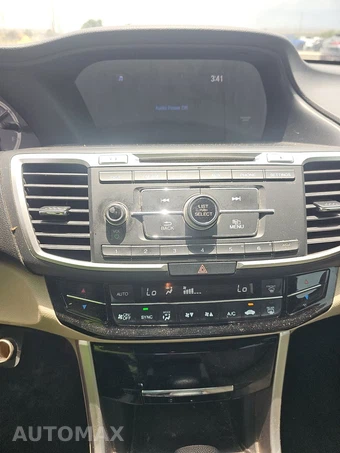 2017 Honda Accord Sedan LX - miniatura 11