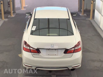 2017 Honda Accord Sedan LX - miniatura 5