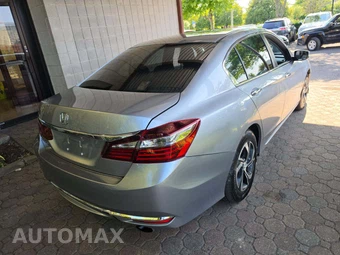 2017 Honda Accord Sedan LX - miniatura 3