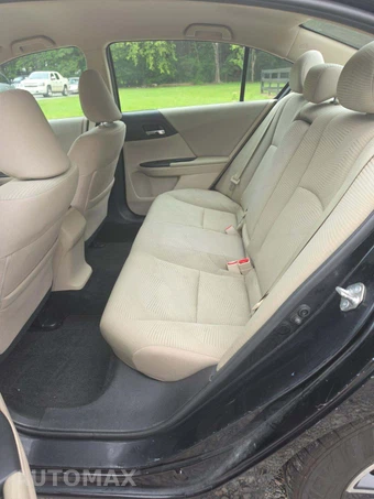 2017 Honda Accord Sedan LX - miniatura 10
