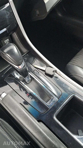 2017 Honda Accord Sedan Sport - miniatura 19