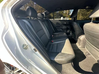 2017 Honda Accord Sedan Sport - miniatura 18