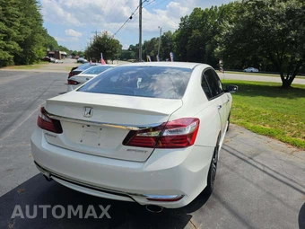 2017 Honda Accord Sedan Sport - miniatura 3