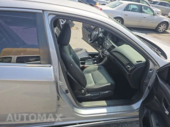 2017 Honda Accord Sedan Sport SE - miniatura 8