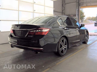 2017 Honda Accord Sedan Sport SE - miniatura 4