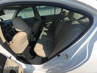 2017 Honda Accord Sedan Touring - miniatura 13