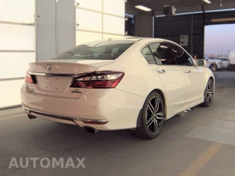 2017 Honda Accord Sedan Touring - miniatura 4