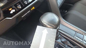 2017 Honda Civic Hatchback LX – miniatura 26