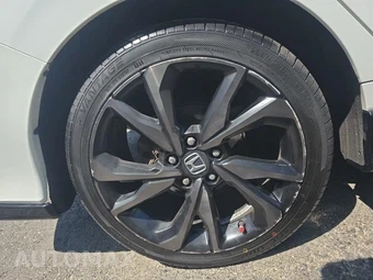 2017 Honda Civic Hatchback Sport - miniatura 10