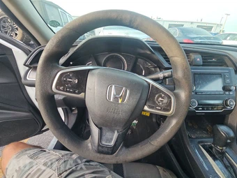 2017 Honda Civic Sedan LX – miniatura 10