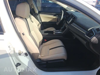 2017 Honda Civic Sedan LX - miniatura 8