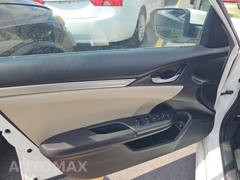 2017 Honda Civic Sedan LX - miniatura 9