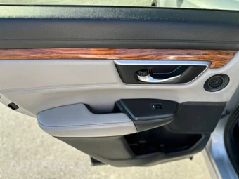 2017 Honda CR-V Touring - miniatura 24