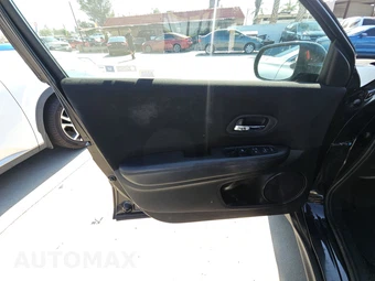 2017 Honda HR-V LX - miniatura 9